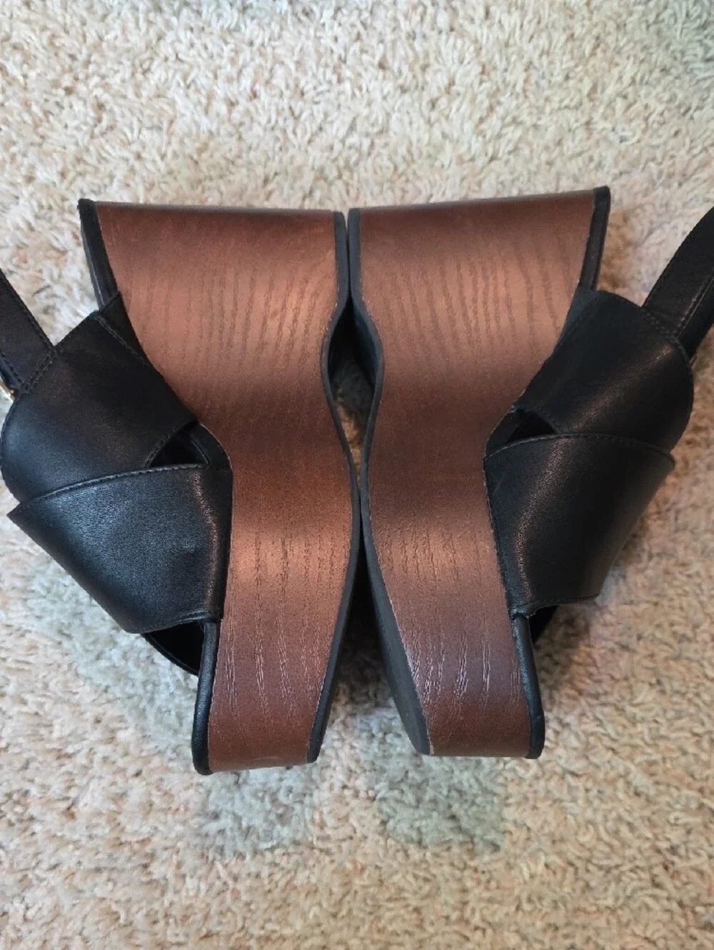 Universal Thread Black Leather Cross-Strap Wedge Sandals Size 8
